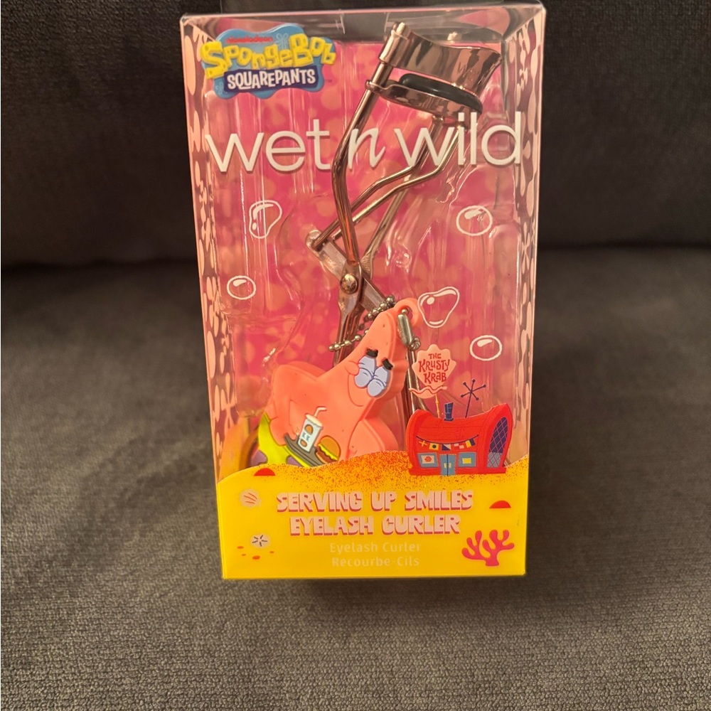 Wet n Wild SpongeBob Serving Up Smiles Eyelash Curler